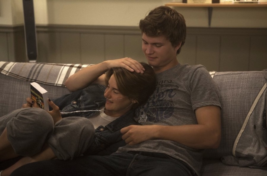 Shailene+Woodley+%28left%29+and+Ansel+Elgort+star+as+Hazel+and+Gus+in+The+Fault+In+Our+Stars.